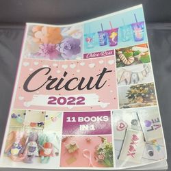 Cricut 11 Books In 1 Scrapbooking Instructions by Chloe Ross