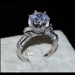 New 18k White Gold Engagement Ring 