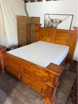 Queen size mattress memory foam w/box spring included big bed frame $250 delivery available $20!!!