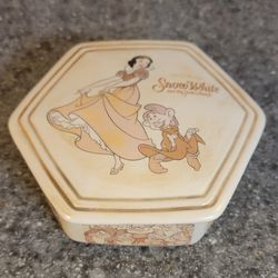 Trinket Box, Jewelry Box Disney Snow White & The Seven Dwarfs. 