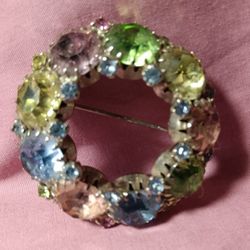 Circle  Pastel Color Rhinestone Brooch 