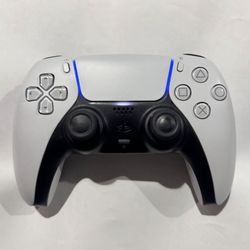 DualSense Wireless PlayStation 5 Controller - White/Black