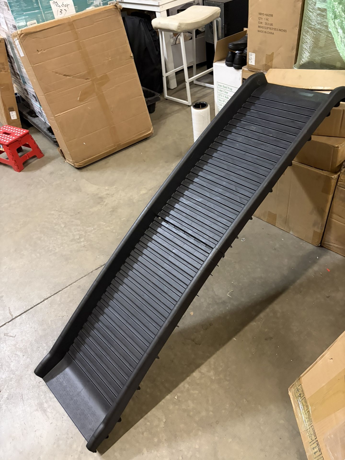 61" Portable Folding Pet Ramp, Black