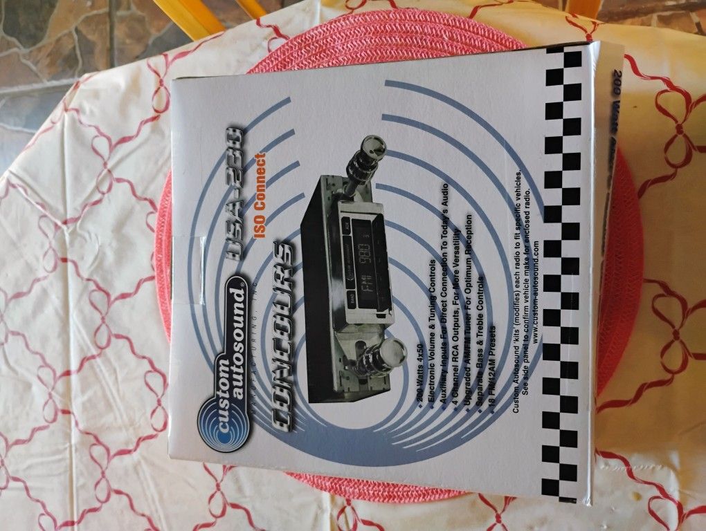 Vintage Modern Day Radio