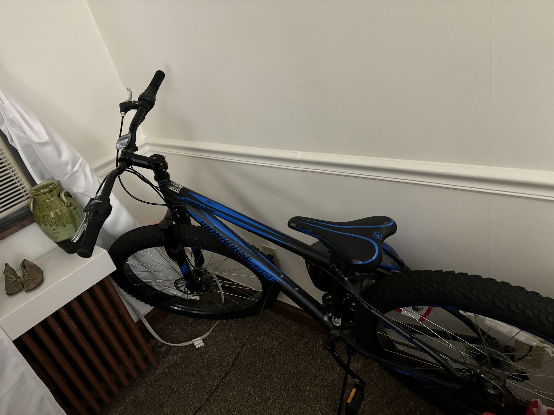 Brand New Diamond Head Mountain Bike
