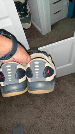 Size 8.5 men shoes