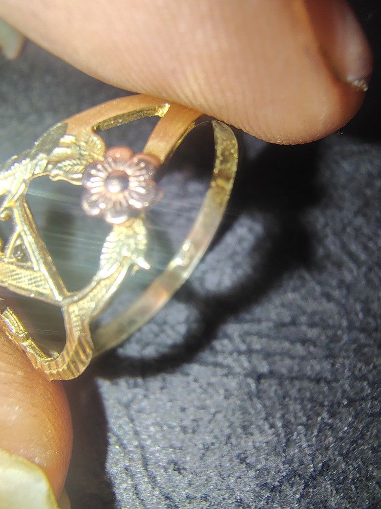 10k GOLD RING