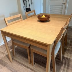IKEA Extendable Table “Tonstad” 