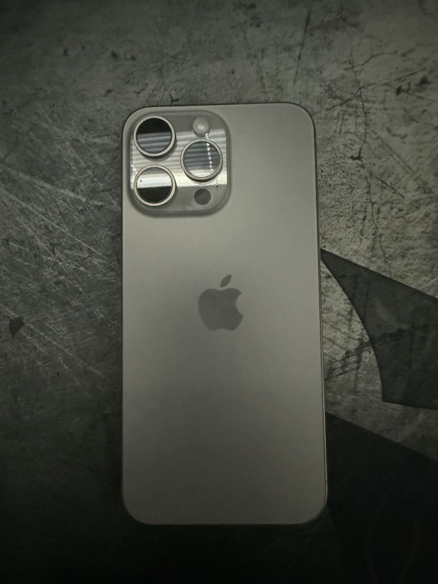 iPhone 15 Pro Max Titanium 256GB Unlocked