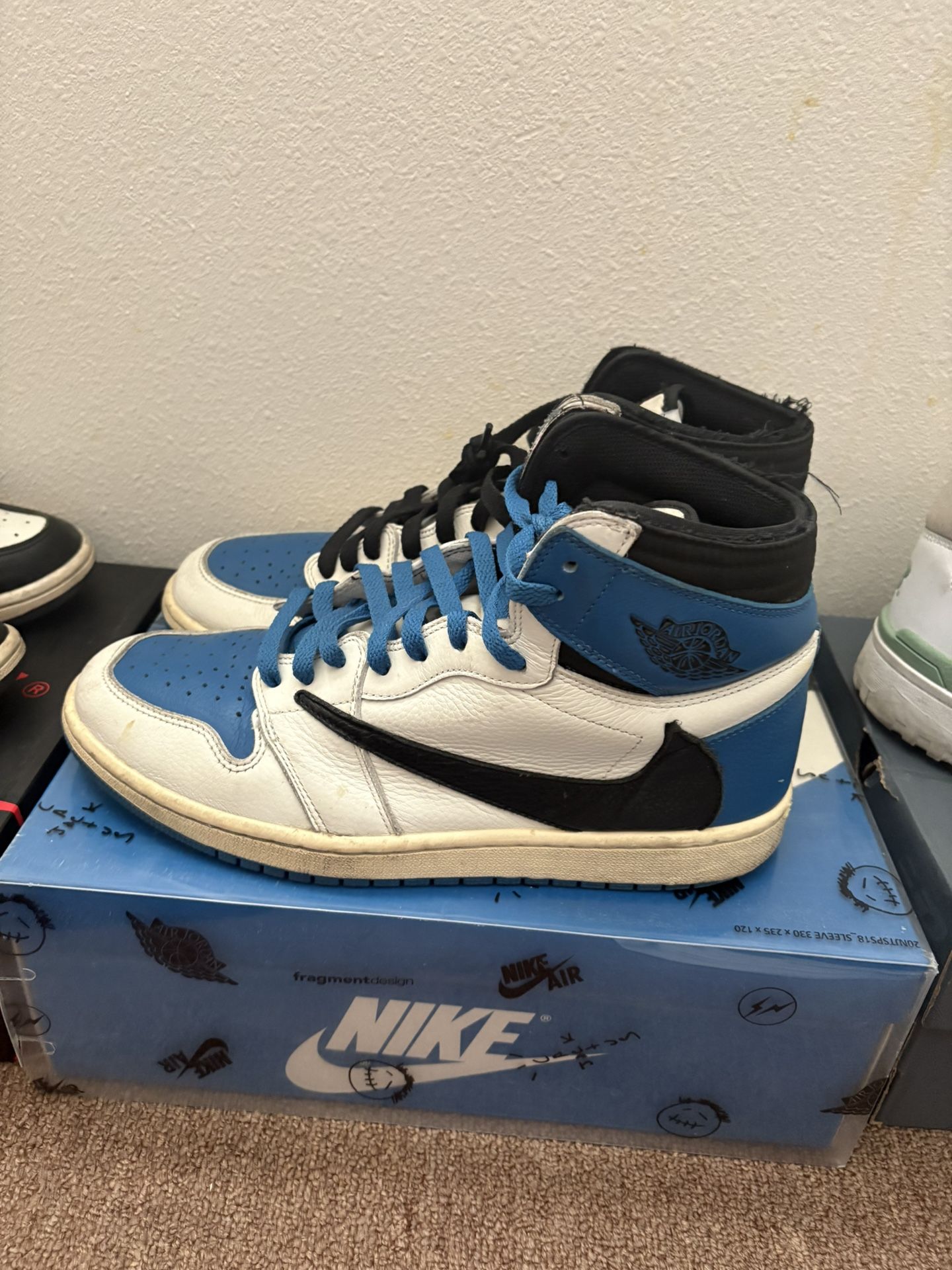 Travis Scott Fragment Jordan 1