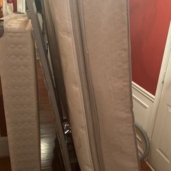 Queen Size Bed , Mattress With frame