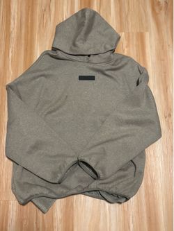 Essentials Gray