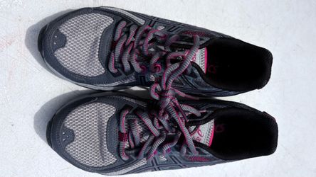 Woman’s shoes