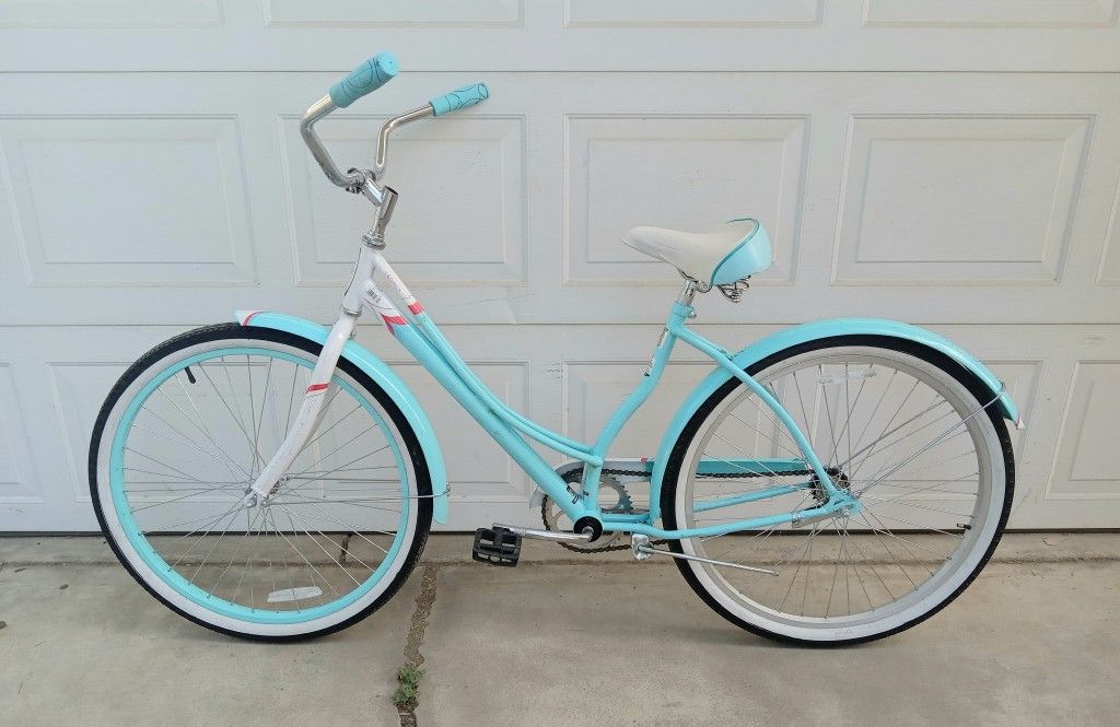 schwinn legacy beach cruiser