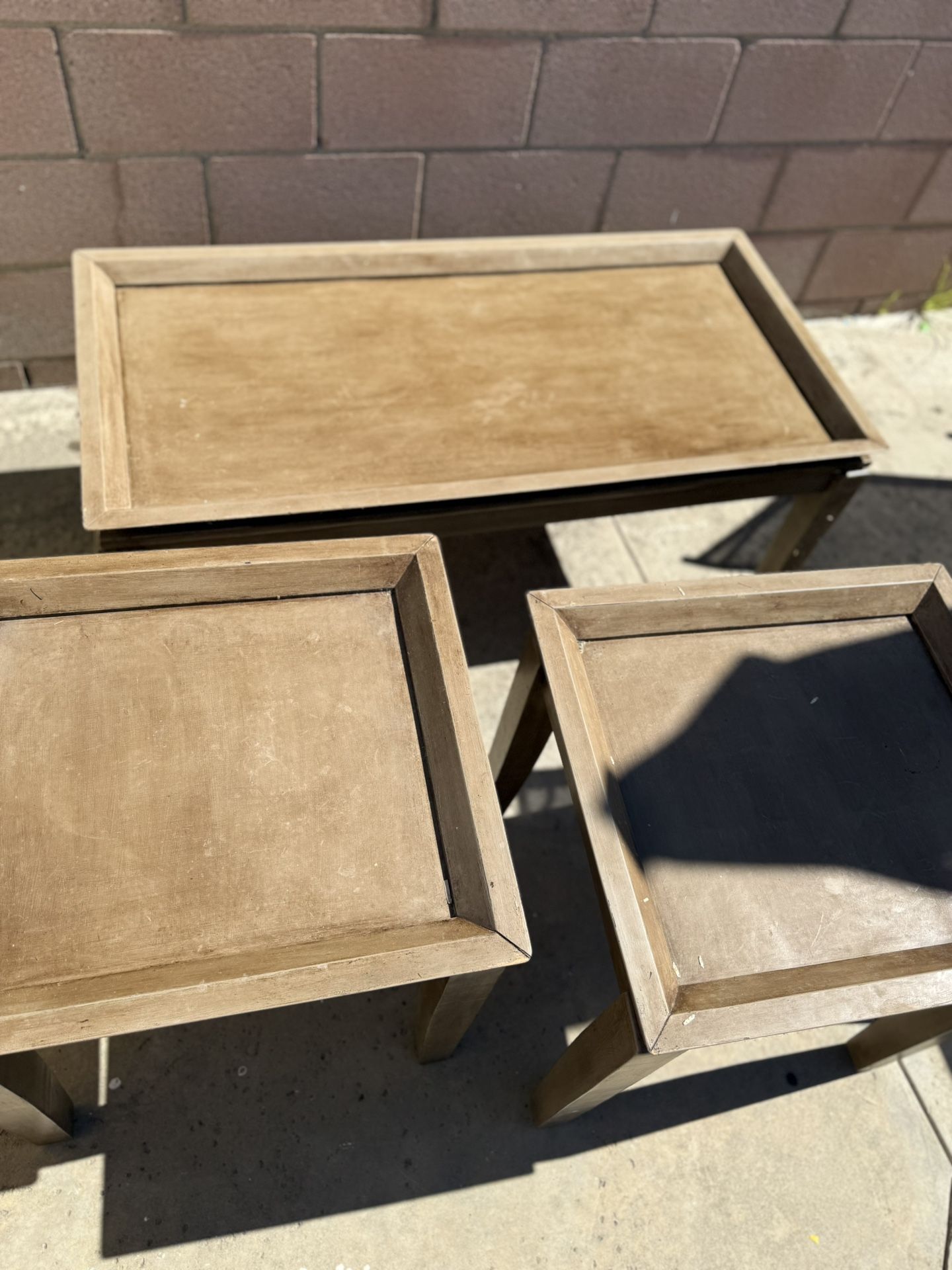 Coffee Table w/ End Tables