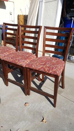 5 Kitchen High Chairs