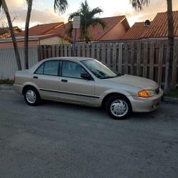 Mazda Protege 2000 