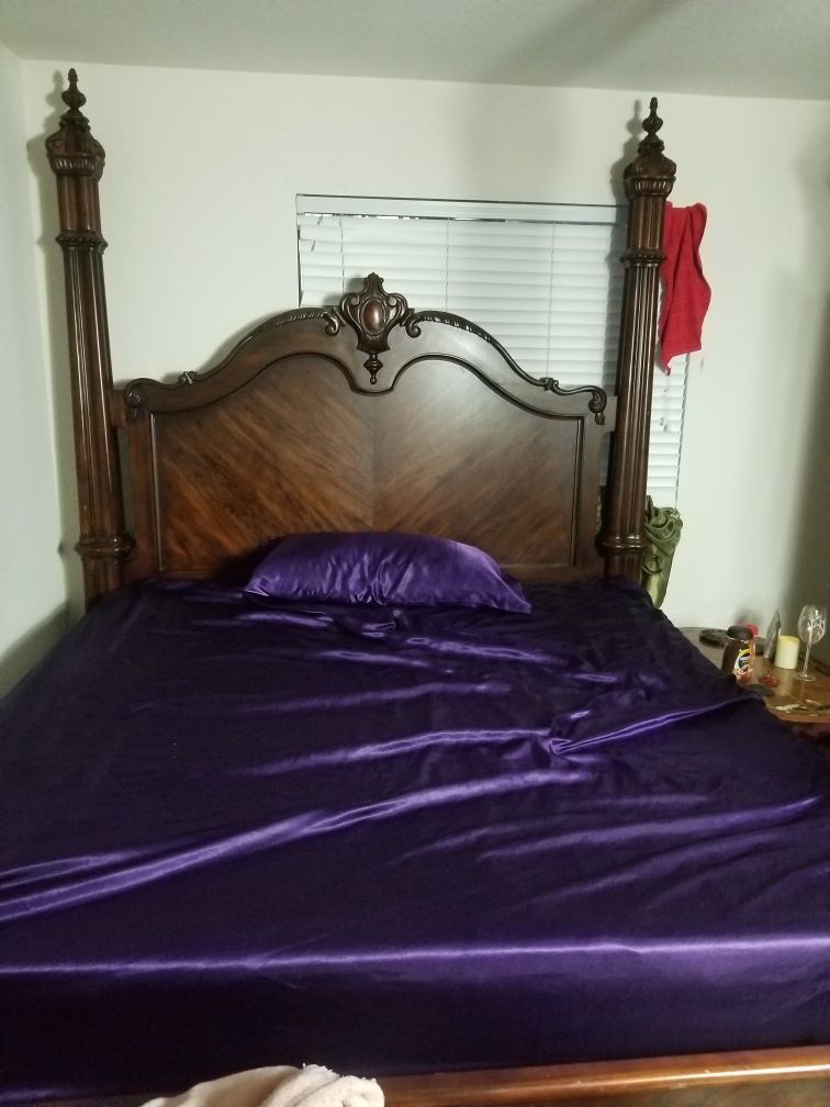 Bed room set