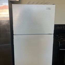 Kirkland 14 Cu Ft Top Freezer Refrigerator Apartment Size 