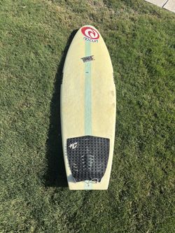 Tomo 5’2 Surfboard
