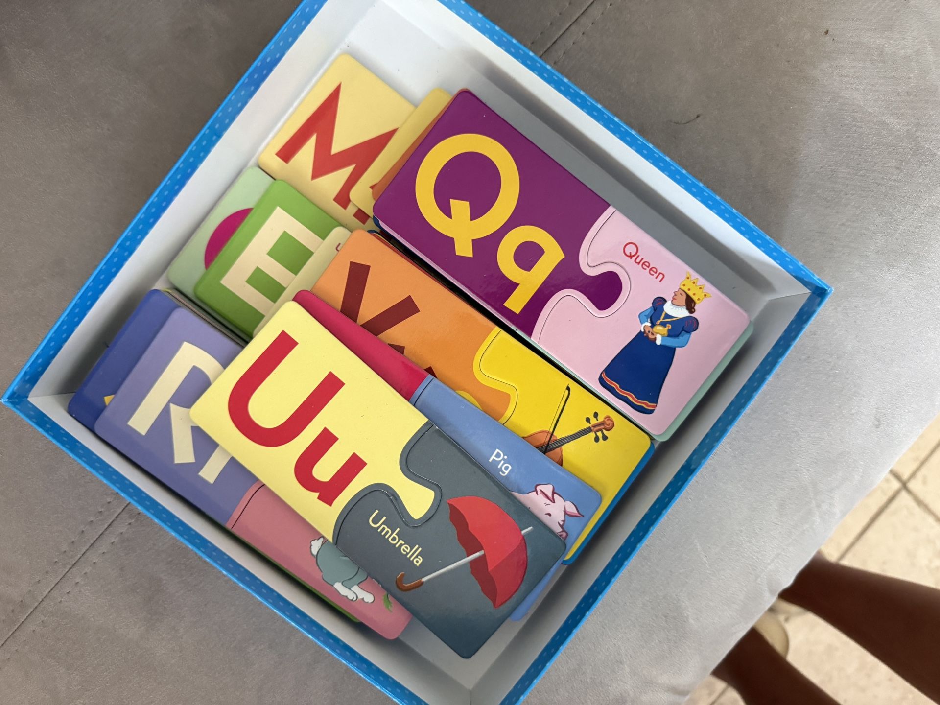 Alphabet & Number puzzle pairs