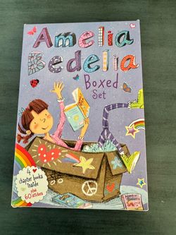 Amelia Bedelia Boxed Set- in EUC!