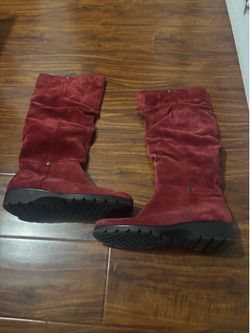 Aersoles Supersonic Cranberry Red Leather Suede Tall Boot Women’s Size 8.5M