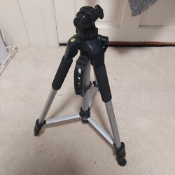 Broken Tripods