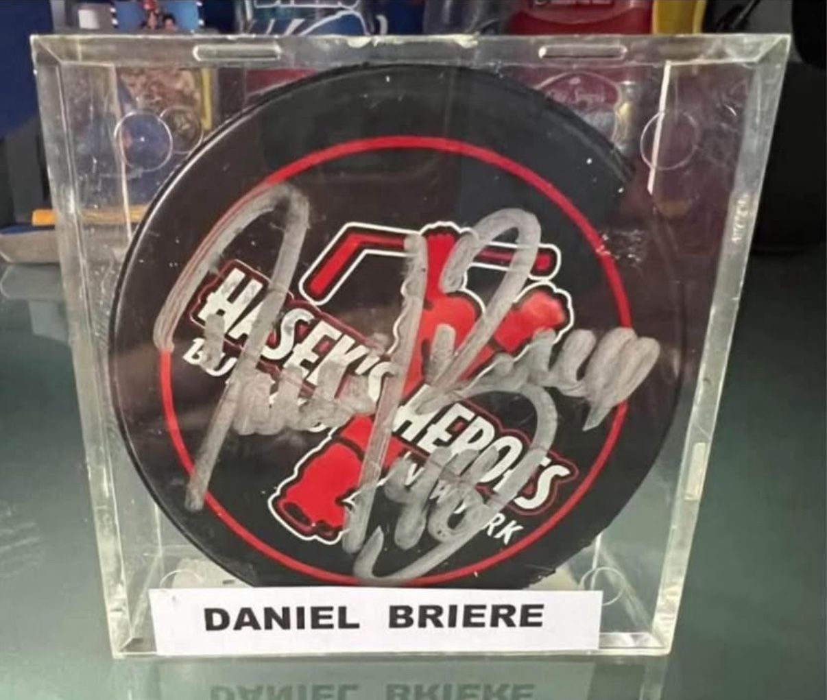 Hasek’s Heroes Buffalo New York Daniel Briere Signed Hockey Puck
