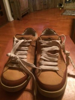310 Hurricane Motoring brown and honey leather sneakers shoes size 9.5