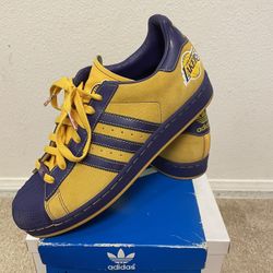 Adidas Men’s Lakers Superstar Shoes! Rare! With Box!