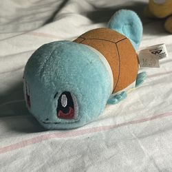 Pokémon Squirtle Plushie 