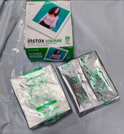 Fujifilm instax Square Instant Film (20 CT) exp. Date  7/2026