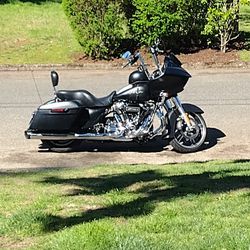2017 Road Glide Quick Sell $19.000.