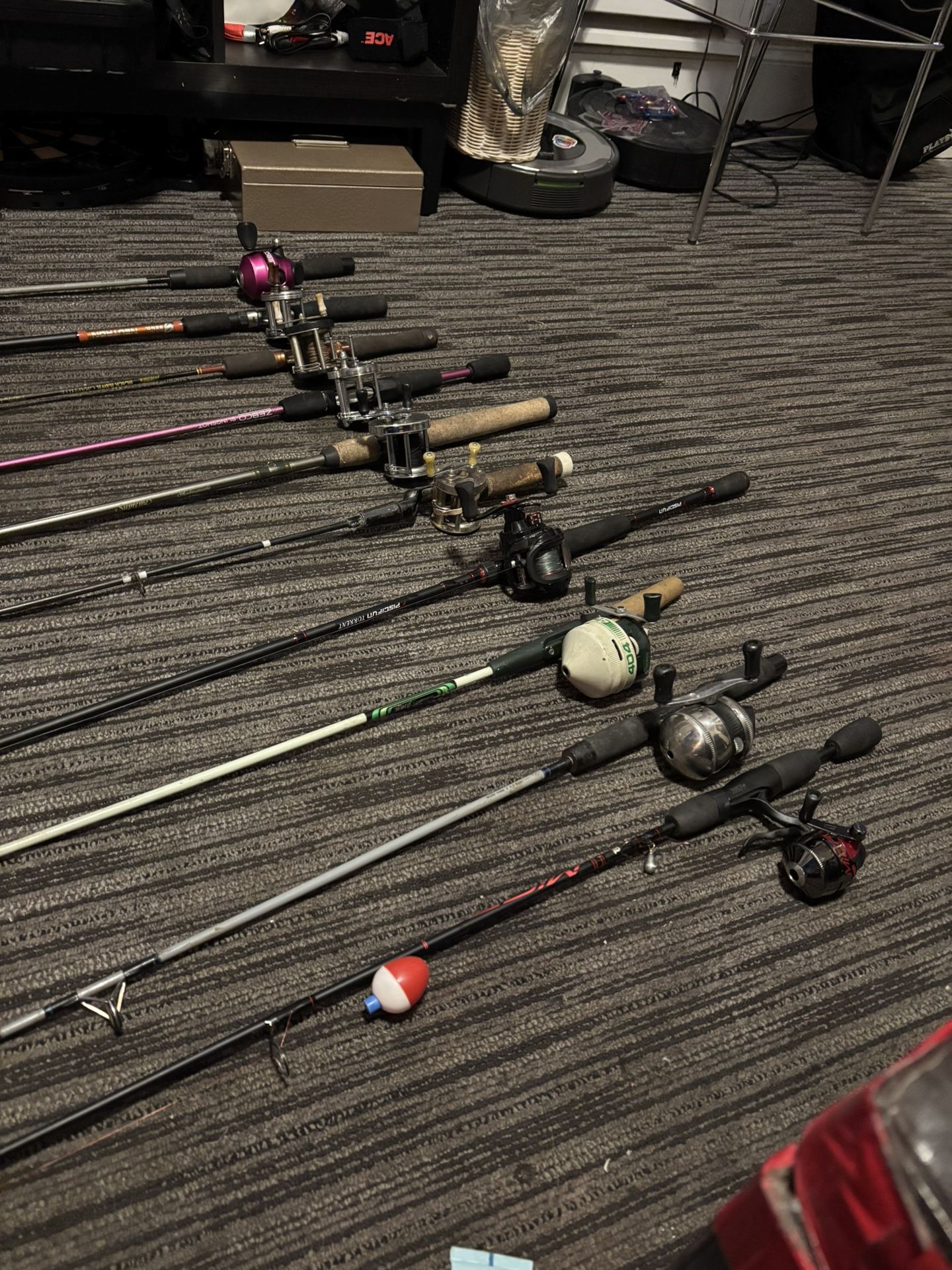 14 Fishing Rods And Reels