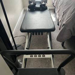 Pilates Reformer
