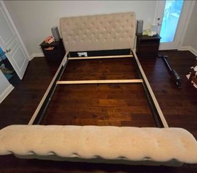 King size Tufted Upholstered bed frame