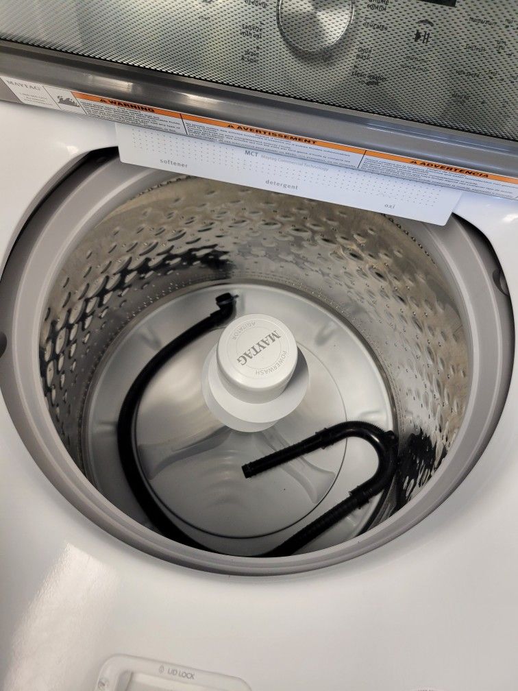 MAYTAG BRAVOS XL WASHER DRYER SET 750 for Sale in San Antonio, TX