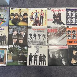 Beatles Vintage RARE E.P Collection 45 Vinyl Records