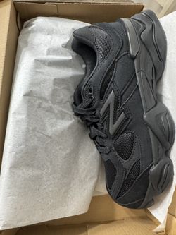 New Balance 9060 Triple Black GS 5.5y,6y,7y