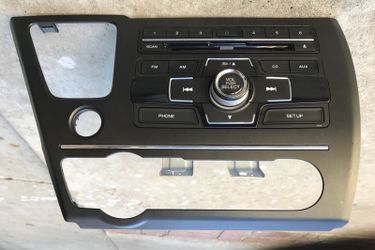 FOR SALE: 2012-2015 HONDA CIVIC OEM STEREO (ALMOST NEW)