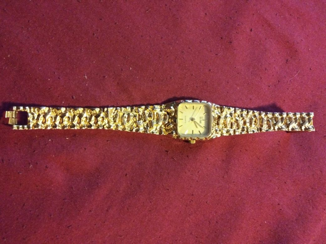 Le' Jaye Quartz Watch