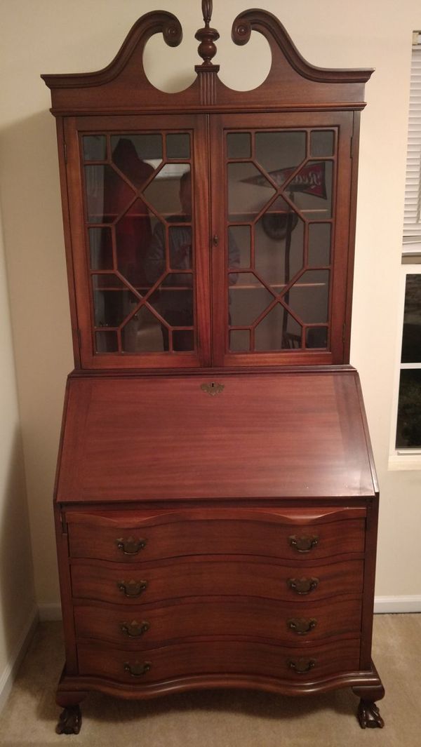 Maddox Colonial Reions Secretary Desk For In Maddox Colonial Reions Secretary Desk For In Lawrenceville Ga Offerup