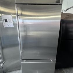 36” GE Monogram Built In bottom Freezer Stainless Steel 