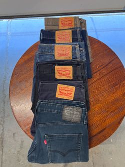 Lot of 6 Men’s Pants - Levi’s 511 Jeans & All Seasons Tech Khakis W32 L32