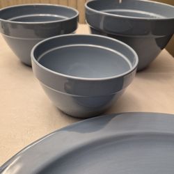 NEW Mixing Bowls & Platter