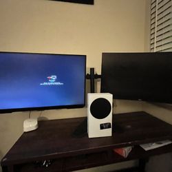 Gaming set Up 