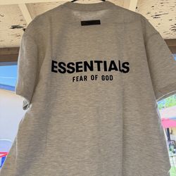 Essential tshirts
