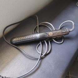 Paula Abdul & Martini Hair Styling Tool 