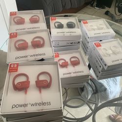 Wireless Headphone Lot